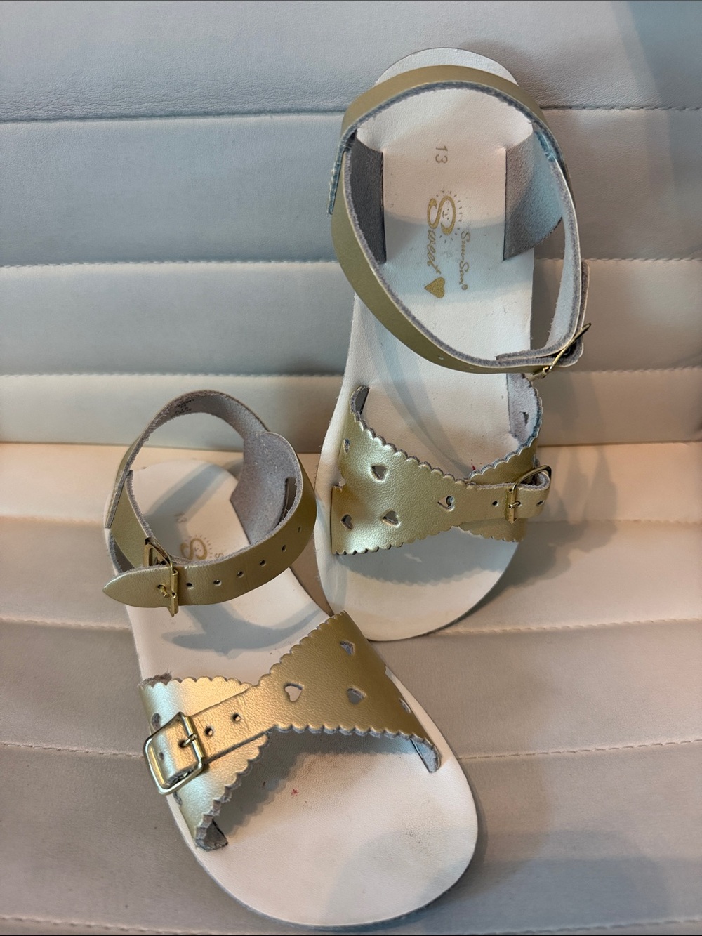 Salt Water Sun San Sweetheart Girls Metallic Gold Heart Strap Sandals size 13